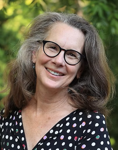 Julia Carpenter LAc